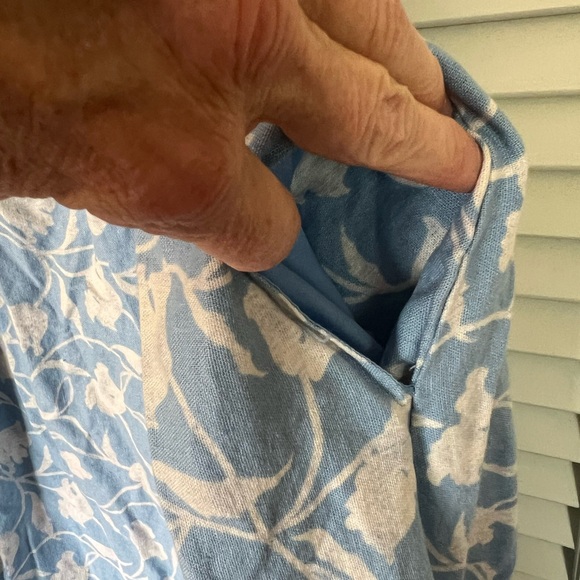 A New Day Light Blue and White Patterned Top - Picture 4 of 7